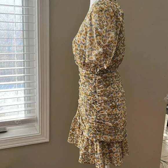 [XS]ASTR The Label Floral Ruched SS Summer Mini Dress - Picture 6 of 15